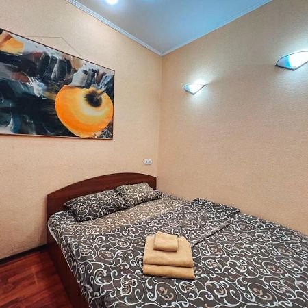 Apartment Near Metro Station Darnitsa Kiev Dış mekan fotoğraf