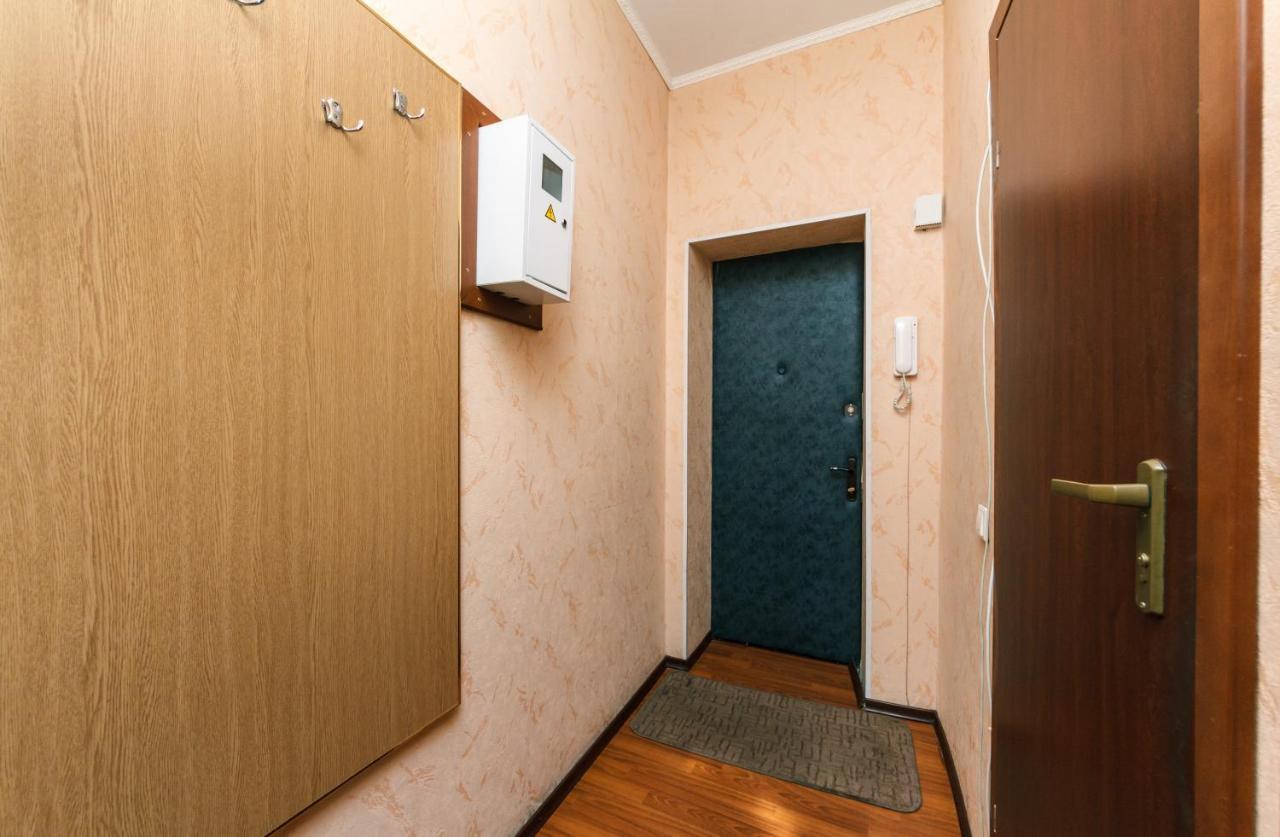 Apartment Near Metro Station Darnitsa Kiev Dış mekan fotoğraf